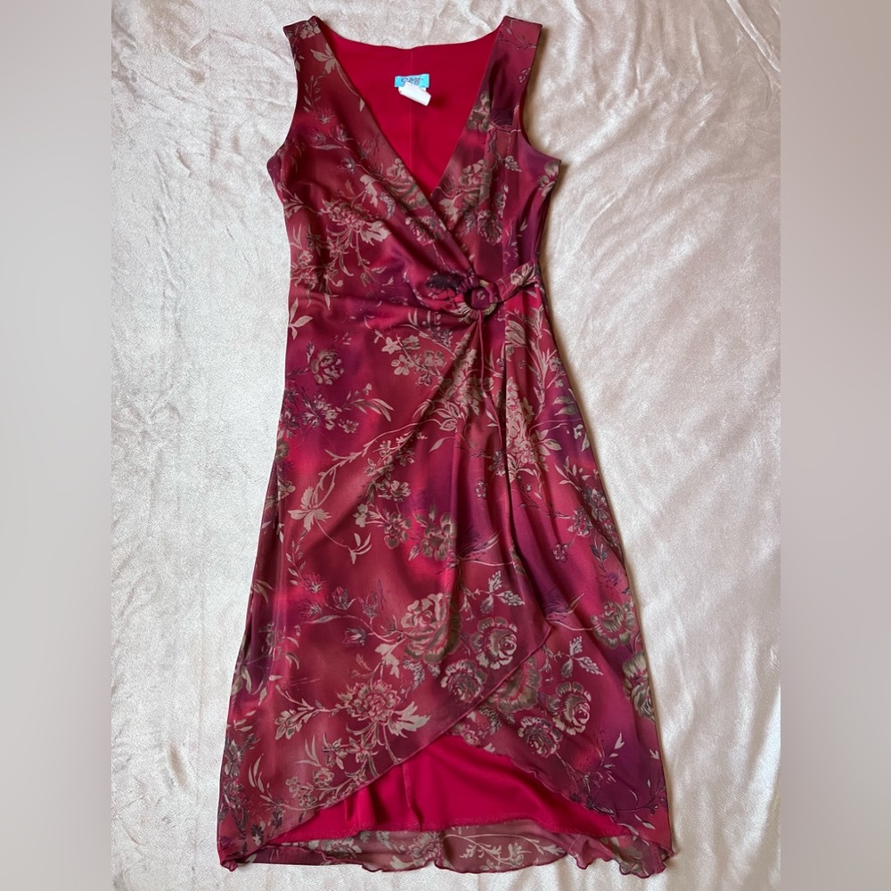 Beautiful Sfuzi sleeveless wrap dress NWOT
